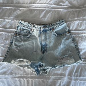 HIGH WAISTED DISTRESSED ZARA SHORTS